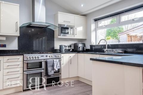 4 bedroom detached house for sale, The Grove, Chorley