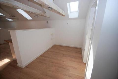 Studio to rent, Albert Street, Warwickshire, Rugby, CV21