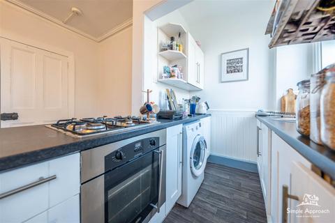 2 bedroom flat for sale, St. Catherines Road, Perth