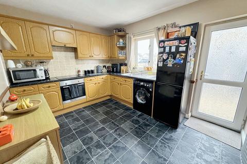 3 bedroom detached bungalow for sale, Towyn Way West, Towyn, Abergele, LL22 9LF