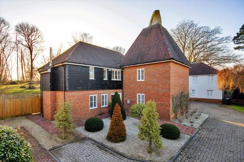 5 bedroom detached house for sale, Nobles Wood, Bells Yew Green, Tunbridge Wells, East Sussex, TN3