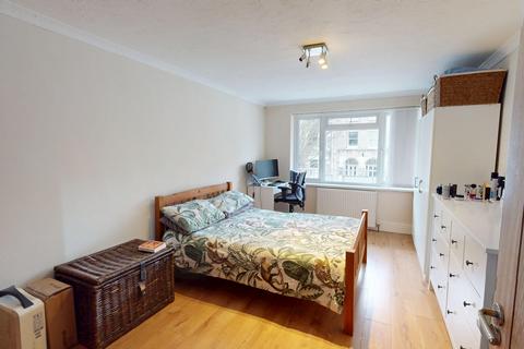 2 bedroom flat to rent, Salisbury Road, Hove, BN3