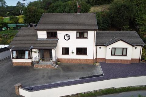 3 bedroom house for sale, Bronwydd Arms, Carmarthen