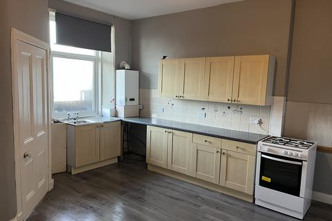 2 bedroom flat to rent, Kirkwood Place, Girvan KA26