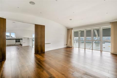 3 bedroom penthouse to rent, St. Davids Square, London, E14
