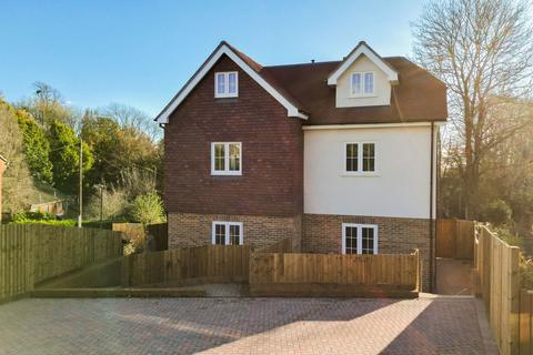 3 bedroom semi-detached house for sale, New Build In Central Position In Hawkhurst