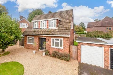 3 bedroom chalet for sale, Cheshunt Close, Meopham, Gravesend, DA13