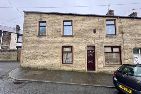 2 bedroom end of terrace house for sale, Woodbine Road, Burnley