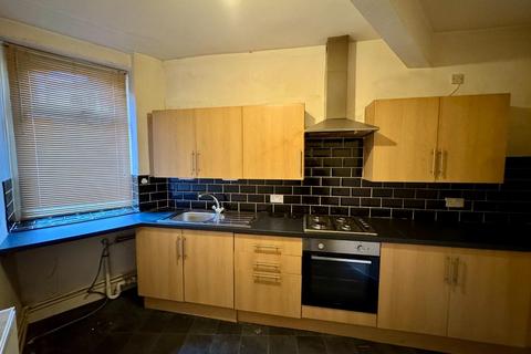 2 bedroom end of terrace house for sale, Woodbine Road, Burnley