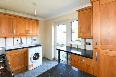 39 Speedwell Close, Trowbridge, BA14 0YA