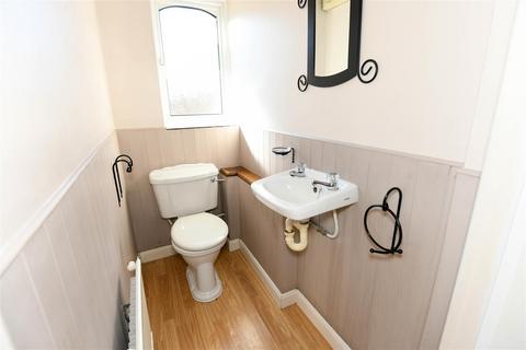 39 Speedwell Close, Trowbridge, BA14 0YA