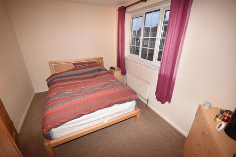 5 Dunmore Close, Lincoln, LN5 8TN