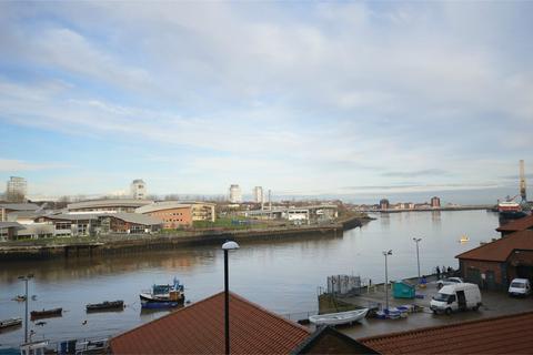 2 bedroom apartment to rent, River View, Low Street, Sunderland, SR1