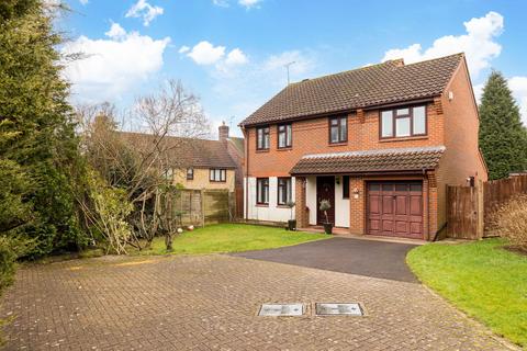 4 bedroom detached house for sale, Casher Road, Crawley RH10