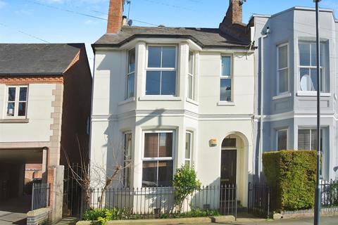 4 bedroom end of terrace house for sale, Campion Terrace, Leamington Spa, CV32