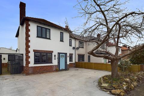 3 bedroom semi-detached house for sale, Curzon Close, Curzon Park, Chester, CH4