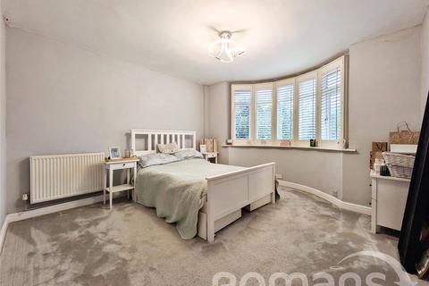 33 Mill Lane, Earley, Reading, RG6 7JF