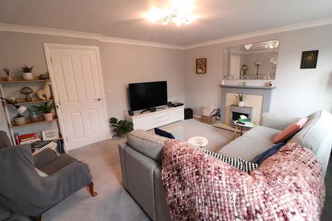 3 bedroom terraced house for sale, Mendip Way, Stevenage, Hertfordshire, SG1