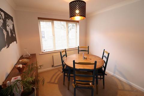 3 bedroom terraced house for sale, Mendip Way, Stevenage, Hertfordshire, SG1