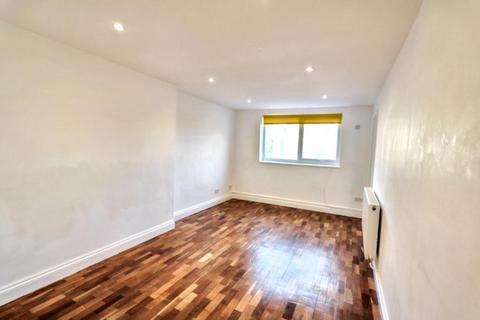 undefined, Kingston Hill, Kingston Upon Thames KT2