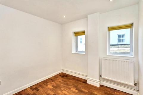 undefined, Kingston Hill, Kingston Upon Thames KT2