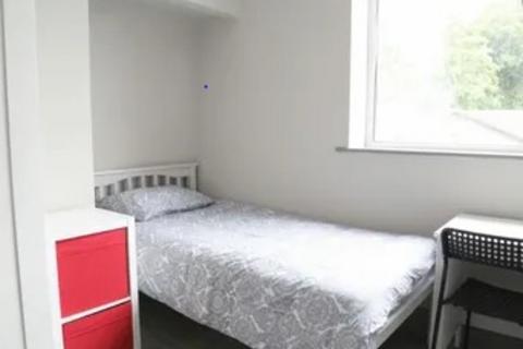 1 bedroom in a house share to rent, Forty Lane, Wembley HA9