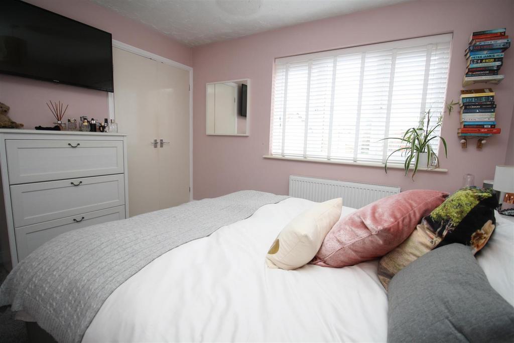 Bed 1