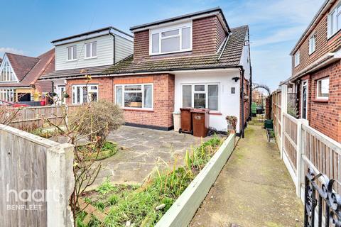 3 bedroom semi-detached house for sale, High Road, Benfleet