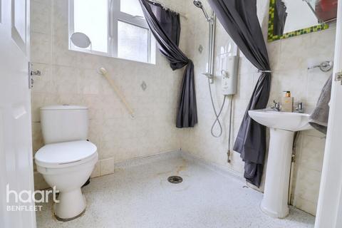 3 bedroom semi-detached house for sale, High Road, Benfleet