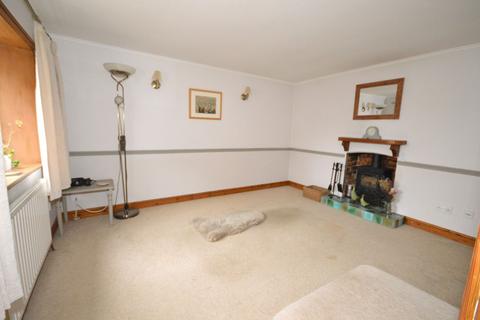 3 bedroom cottage for sale, Aylesbury Road, Aylesbury HP22