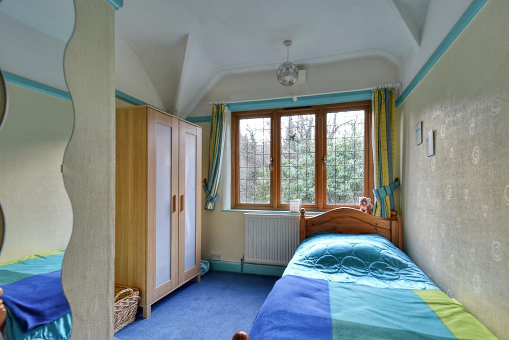 DSC 7863 hdr.jpg