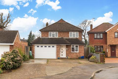 4 bedroom detached house for sale, Ashleigh Close, Horley RH6