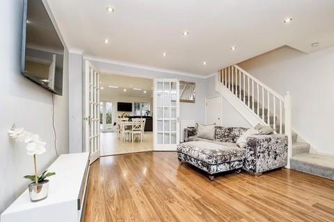 3 bedroom end of terrace house for sale, Invicta Court, Billericay, Essex