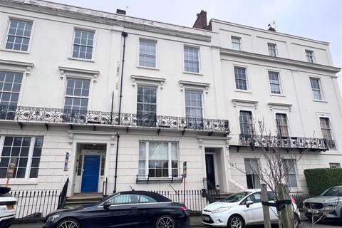 2 bedroom apartment for sale, Bertie Terrace, Warwick Place, Leamington Spa CV32