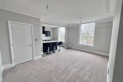 2 bedroom apartment for sale, Bertie Terrace, Warwick Place, Leamington Spa CV32