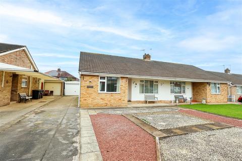 2 bedroom semi-detached bungalow to rent, Highfield Road, Ripon