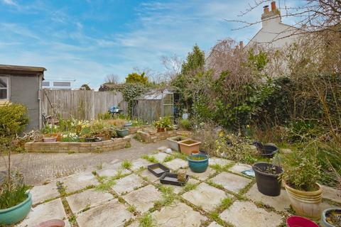 2 bedroom semi-detached bungalow for sale, Highfield Road, Ramsgate, CT12