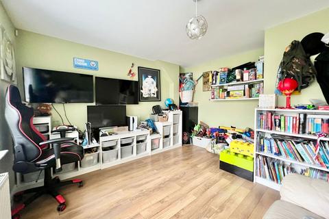 9 Heuthwaite Avenue, Wetherby, LS22 6RR