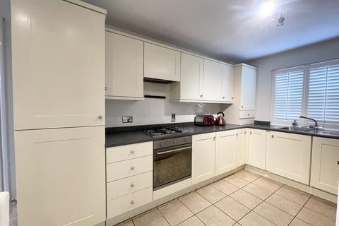 3 bedroom house to rent, High Street, Ongar, CM5