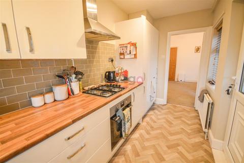 3 bedroom end of terrace house for sale, Willan Drive, Catcliffe, Rotherham, S60