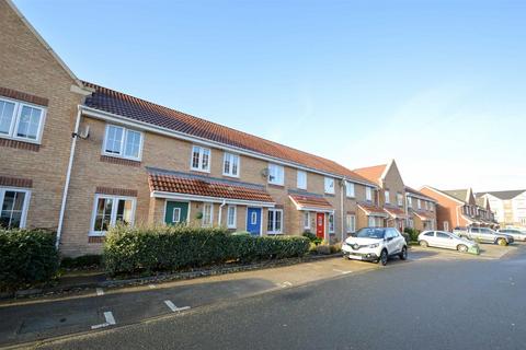 3 bedroom terraced house to rent, Greenfields Gardens, Greenfields, Shrewsbury