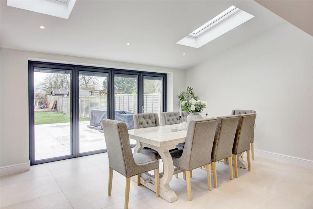 Kitchen/dining/family