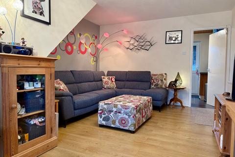 37 Haston Close, Hereford, HR4 0RX