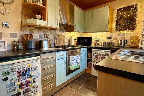 37 Haston Close, Hereford, HR4 0RX