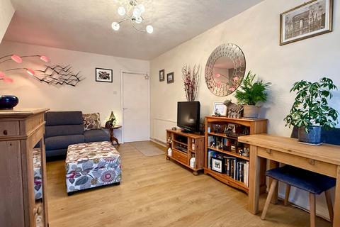 37 Haston Close, Hereford, HR4 0RX
