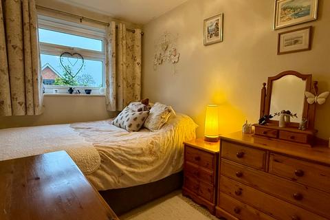 37 Haston Close, Hereford, HR4 0RX
