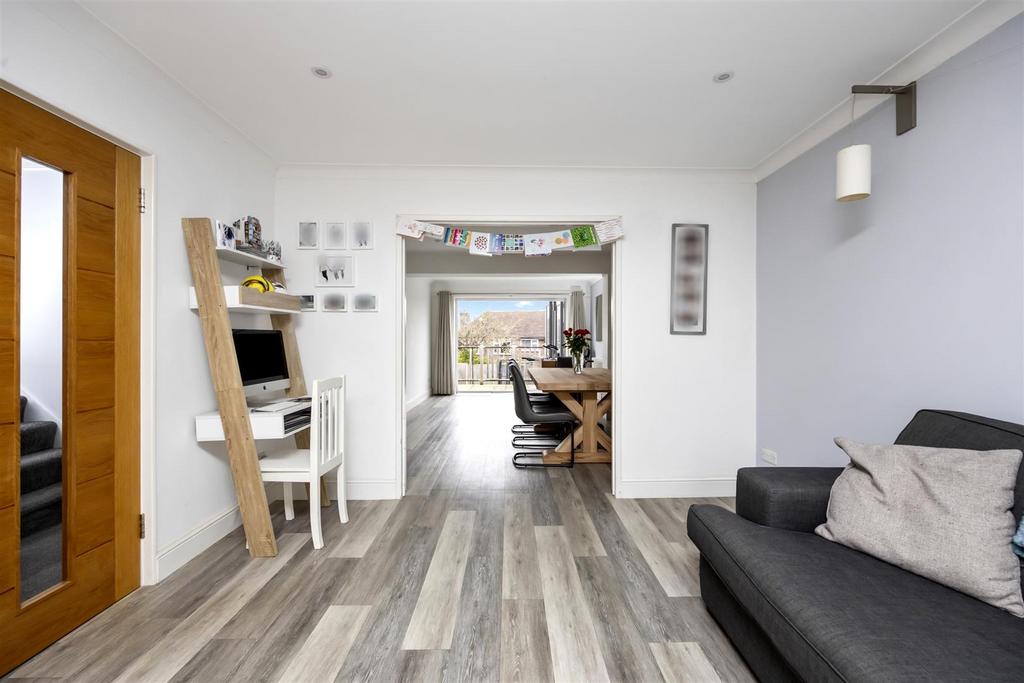 Lounge Through To Dining Room