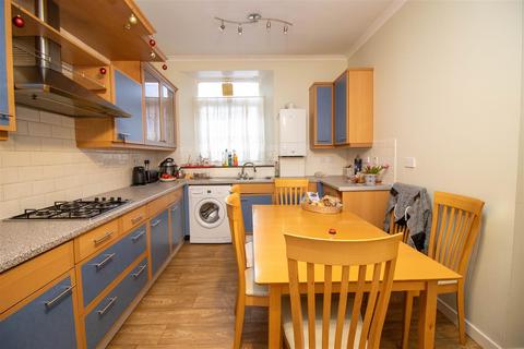 3 bedroom property to rent, Sandbed, Hawick