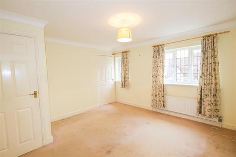 11 Aismunderby Close, Ripon, HG4 1NT