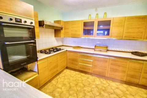 3 bedroom semi-detached bungalow for sale, Wavell Drive, Newport